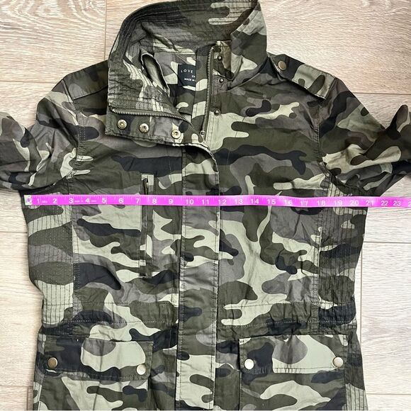 Love Tree Green Camouflage Jacket New Without Tags Size - Picture 9 of 10